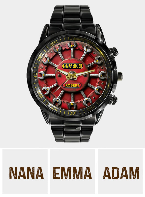 Zeit zum Anklicken – Personalisierte mechanische Handuhr