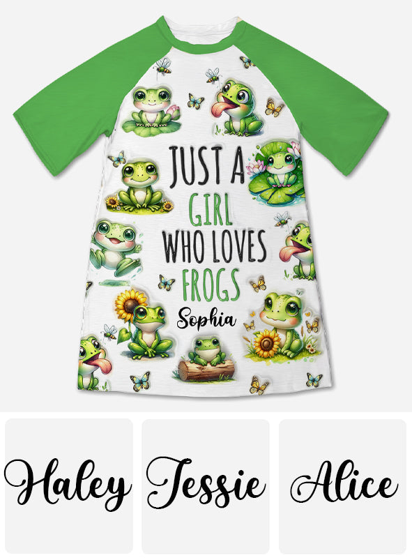 Einfach ein Mädchen, das Frösche liebt – personalisiertes Frosch-Schlafshirt-Kleid