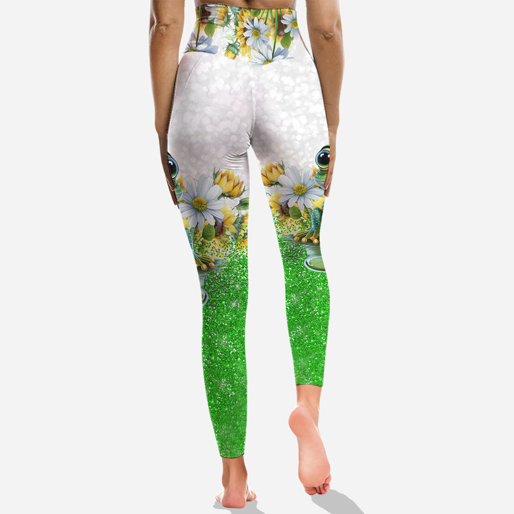 Just A Girl Who Loves Frogs - Personalized Frog Hoodie and Leggings