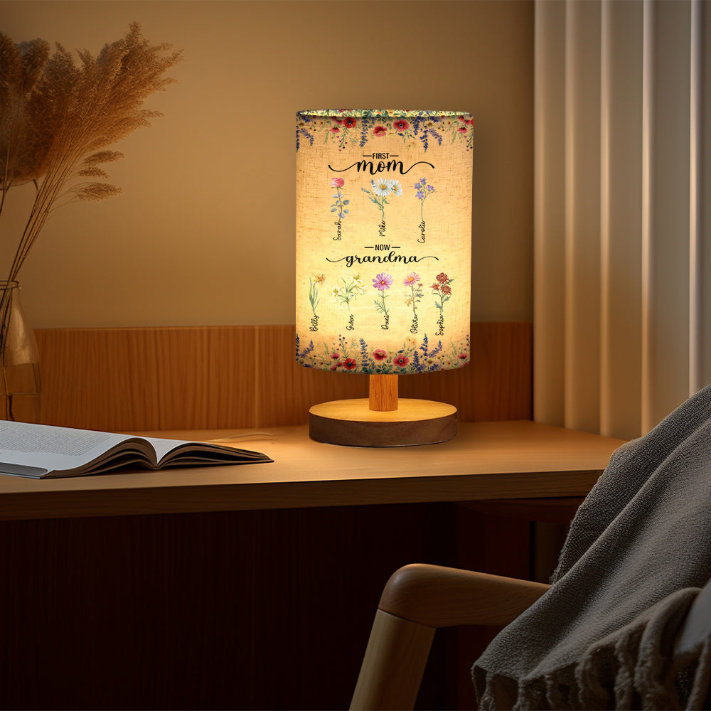 First Mom Now Grandma - Personalized Grandma Tableside Lamp With Wood Base