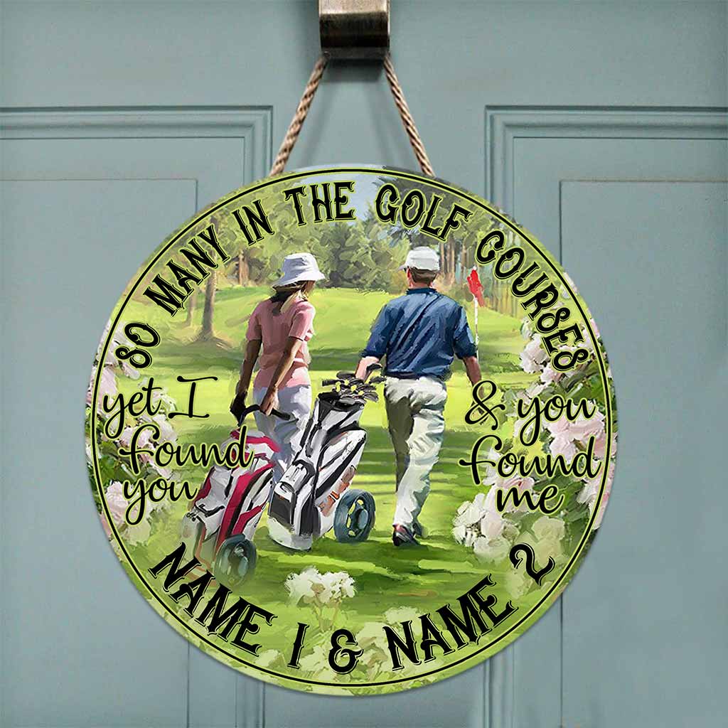 So Many In The Golf Course Personalized Round Wood Sign