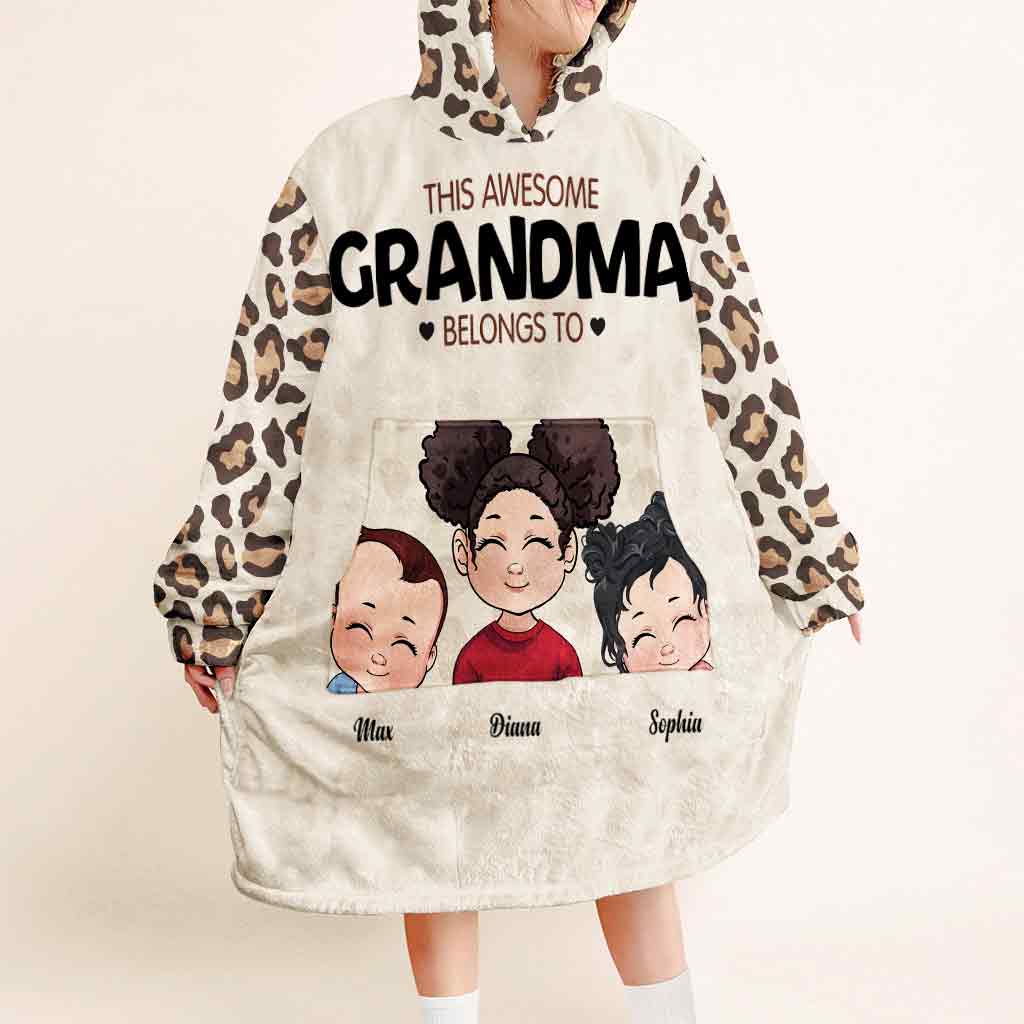This Grandma Belongs To - Personalized Mother's Day Grandma Blanket Hoodie