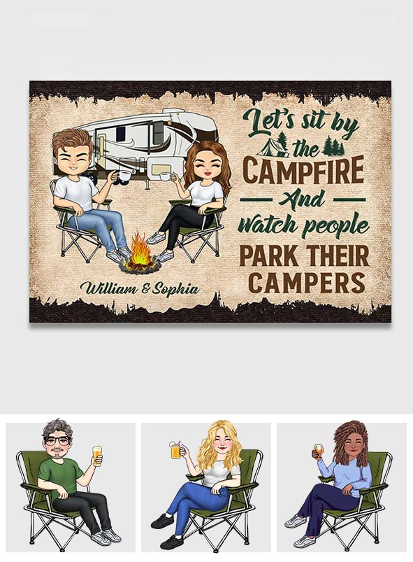 Allons nous asseoir près du feu de camp - Paillasson de porte personnalisé pour couples campeurs