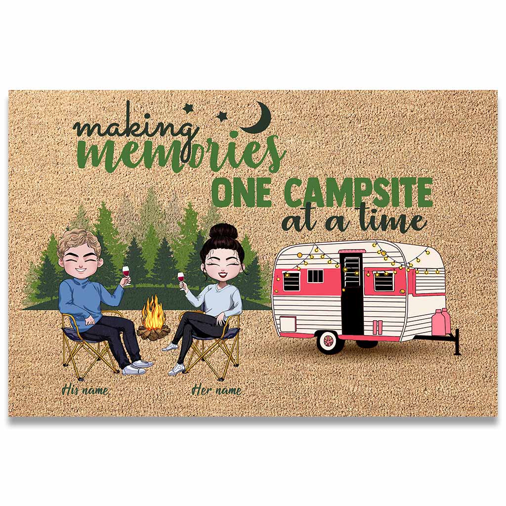 Erinnerungen schaffen – Campingplatz für Campingplatz – personalisierte Camping-Fußmatte