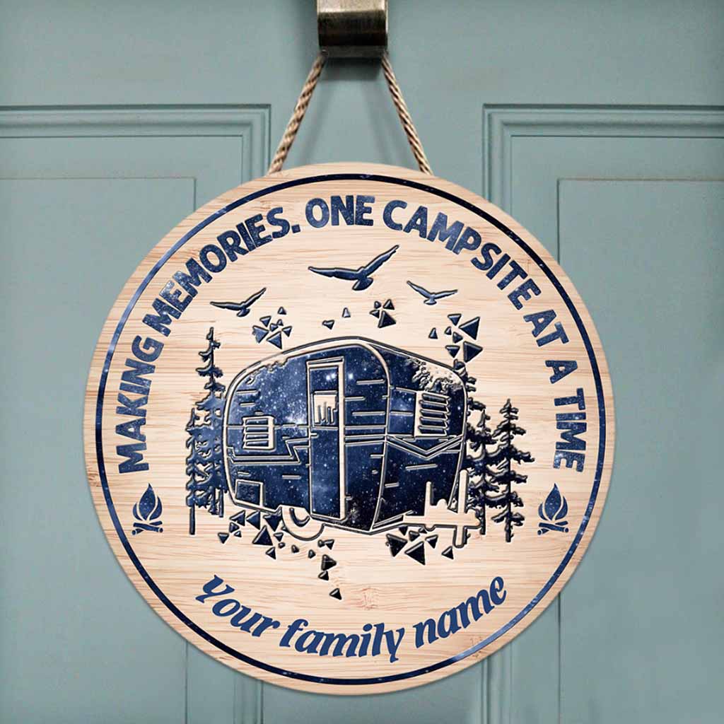 Making Memories - Camping Personalized Round Wood Sign