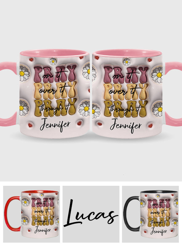 Bete darauf – Personalisierte Tasse mit christlichem Akzent