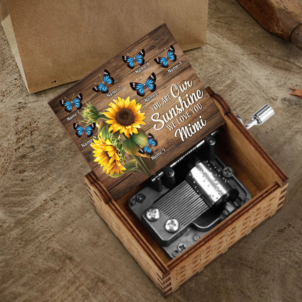 You Are My Sunshine - Gift for grandma, dad, mom, grandpa - Personalized Hand Crank Music Box