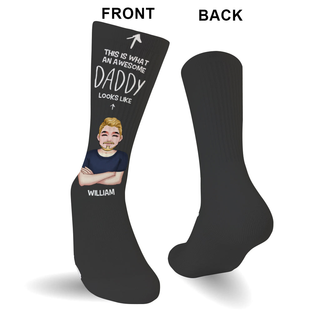 This Is What An Awesome Daddy Looks Like - Personalized Father Socks
