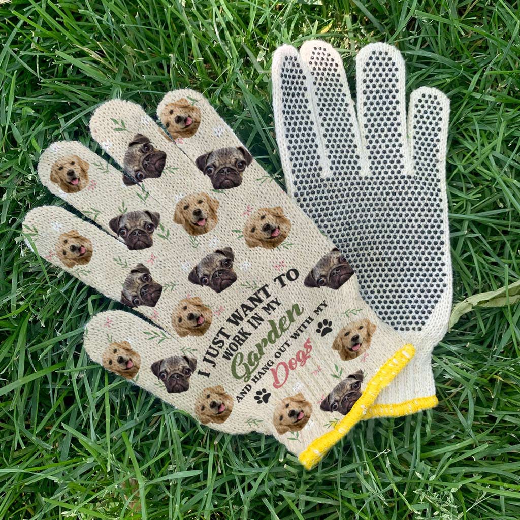 I Just Want To Work In My Garden And Hang Out - Personalized Gardening Garden Gloves