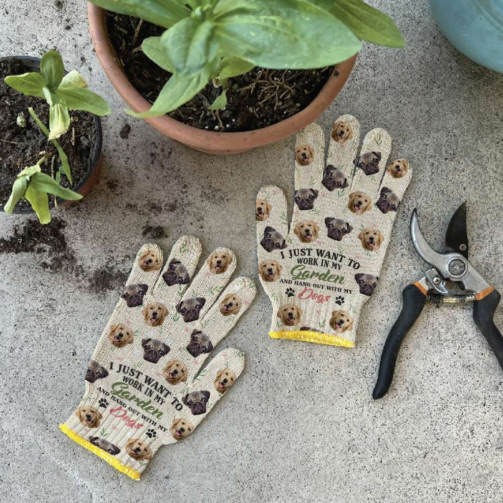 I Just Want To Work In My Garden And Hang Out - Personalized Gardening Garden Gloves