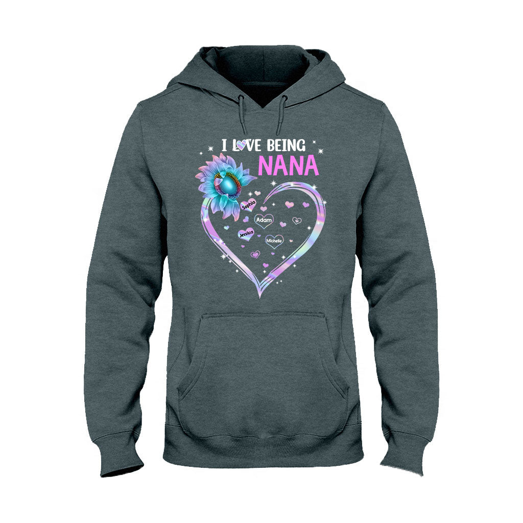 I Love Being Grandma Sunflower - Personalized Mother's Day Grandma T-shirt and Hoodie