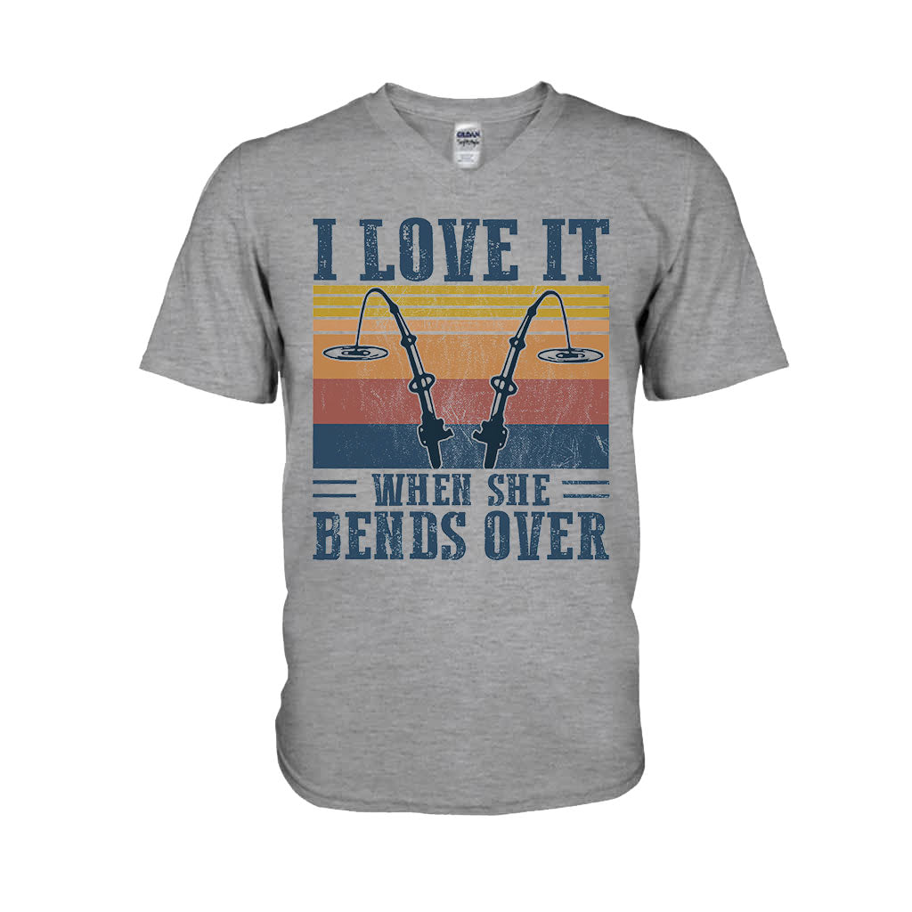 I Love It When It Bend Over - Fishing T-shirt and Hoodie 112021