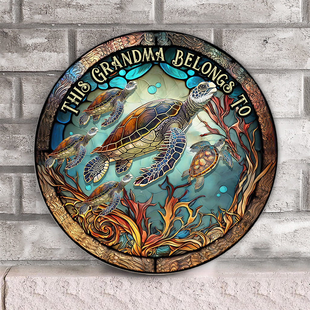 This Grandma/Momma Belongs To - Personalized Grandma Round Wood Sign