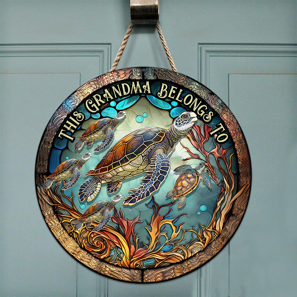 This Grandma/Momma Belongs To - Personalized Grandma Round Wood Sign