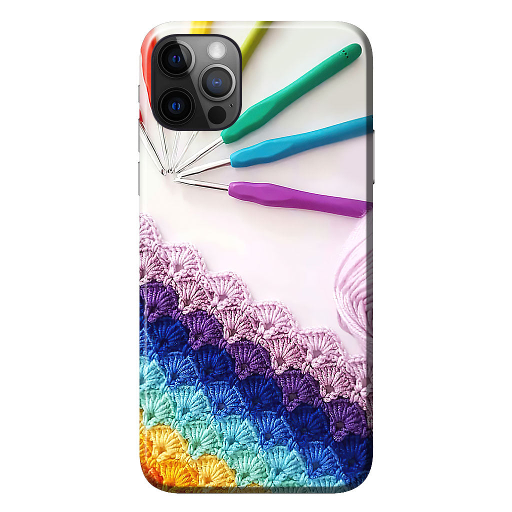 Handyhülle mit 3D-Strickmuster 062021