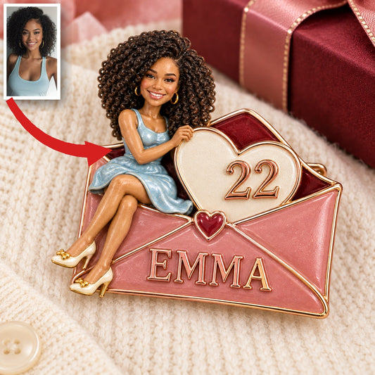 Broche d'Enveloppe d'Anniversaire Personnalisée - Carte Cœur, Portrait, Nom et Âge