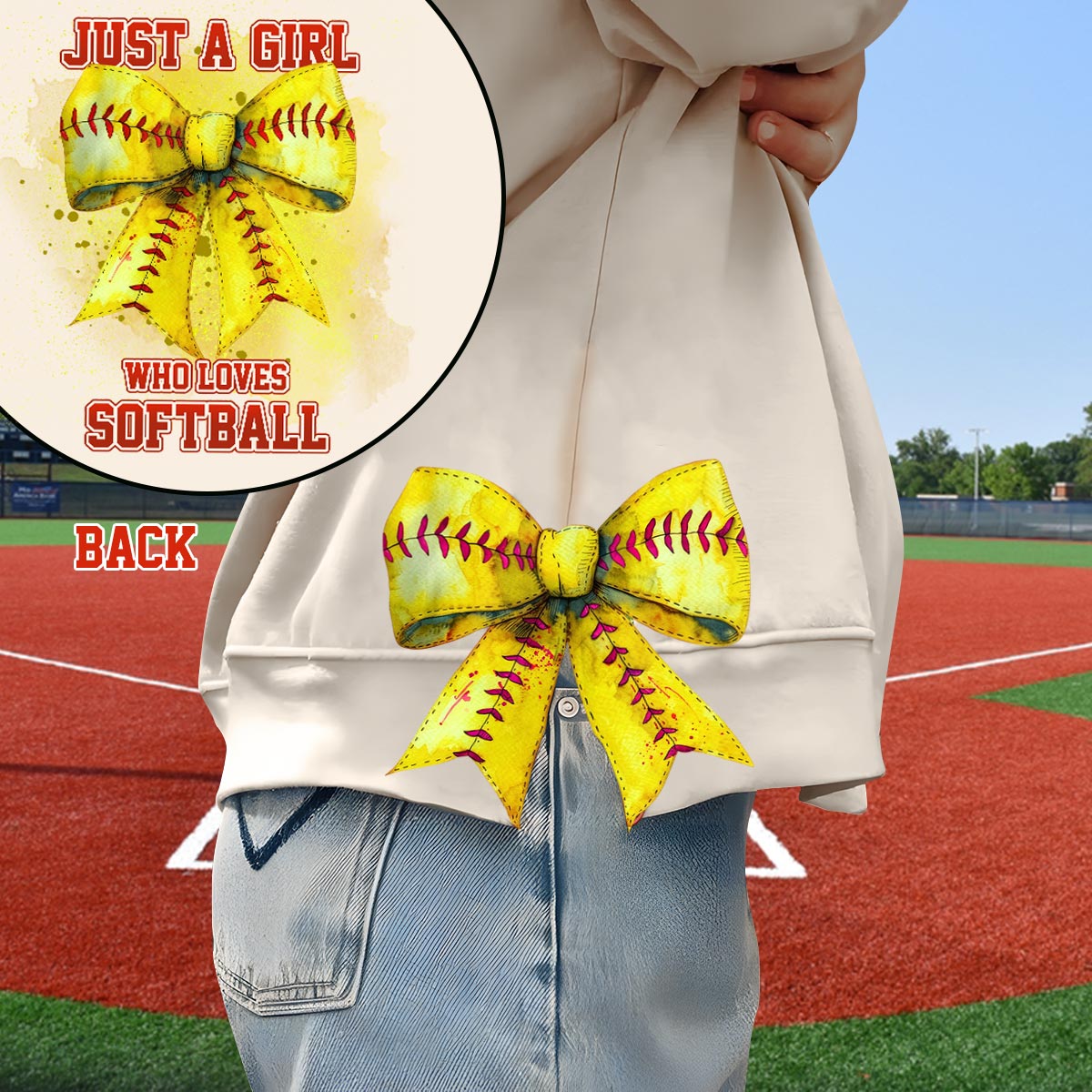 Einfach ein Mädchen, das Softball liebt – personalisiertes Softball-Sweatshirt mit geteiltem Saum