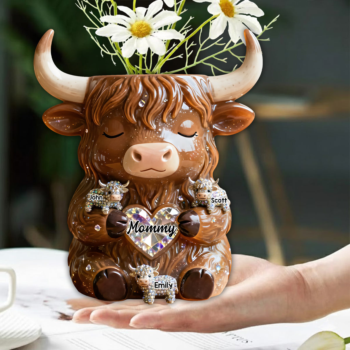 Landleben – Personalisierte Acryl-Blumenvase in Form eines Hochlandrindes