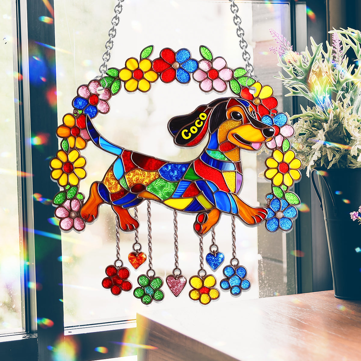 Niedlicher Dackel mit Blumen – Personalisierter Dackel-Fensterhänger als Sonnenfänger