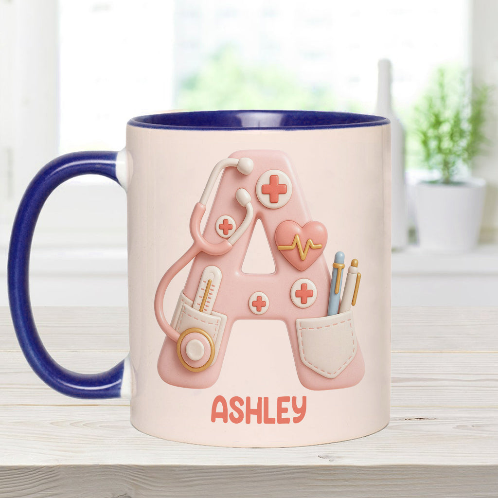 Personalisierte Tasse mit Krankenschwester-Alphabet