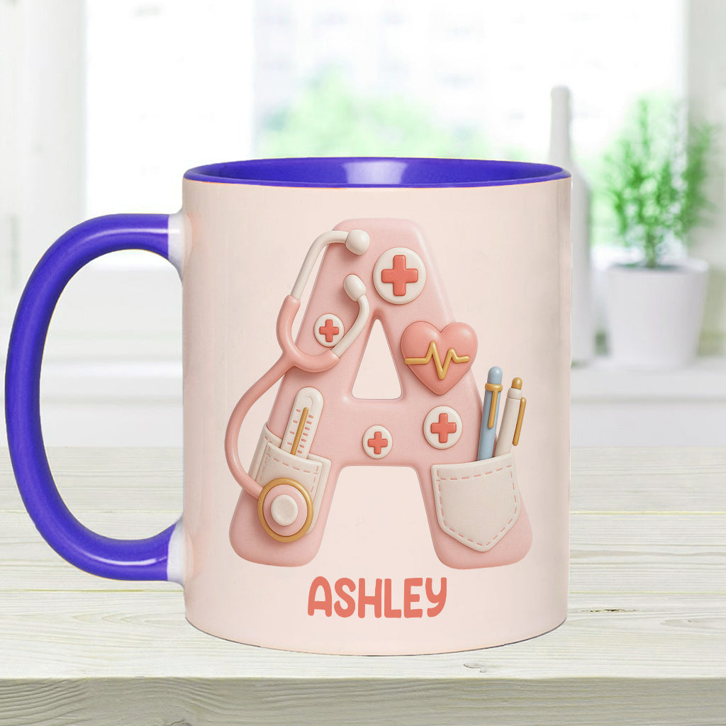 Personalisierte Tasse mit Krankenschwester-Alphabet