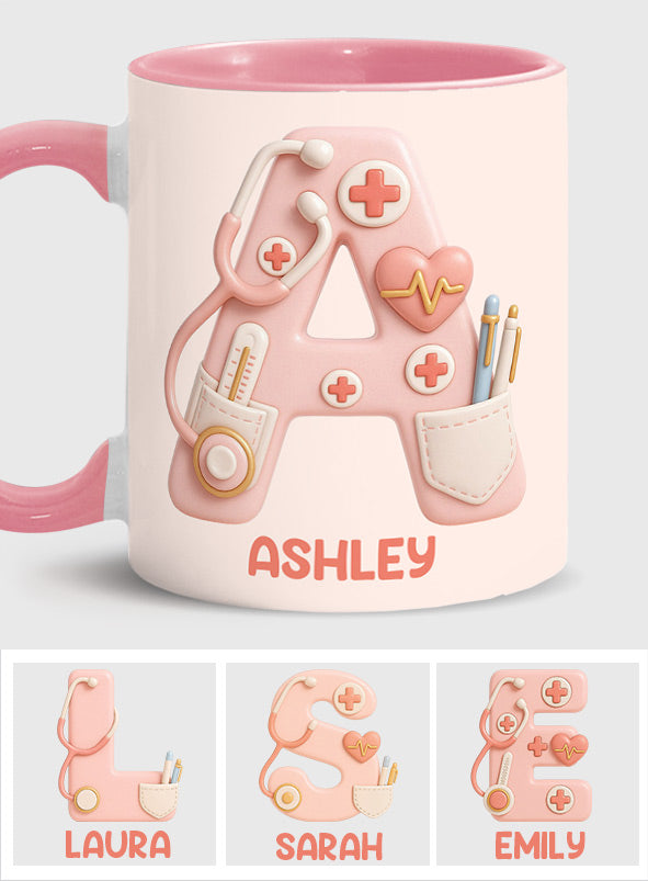 Personalisierte Tasse mit Krankenschwester-Alphabet