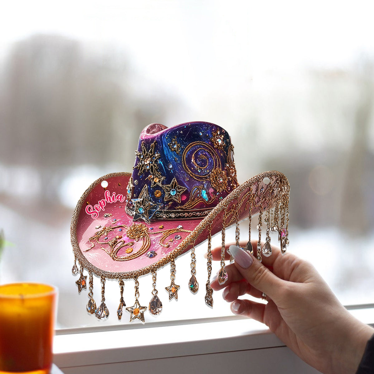 Wunderschöner Cowboyhut – Personalisierter Cowgirl-Fensterhänger als Sonnenfänger