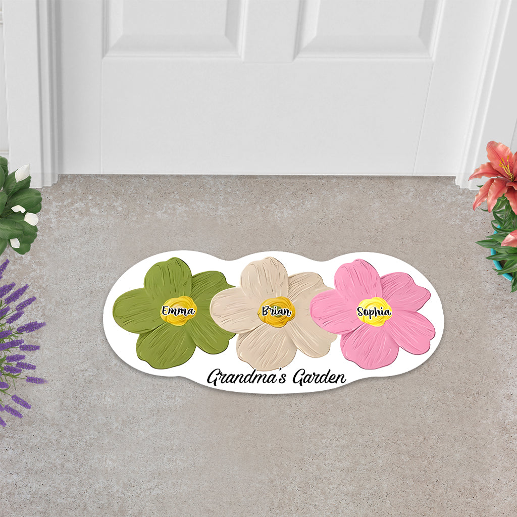 Grandma's / Mom's Garden - Personalized Grandma Shaped Doormat