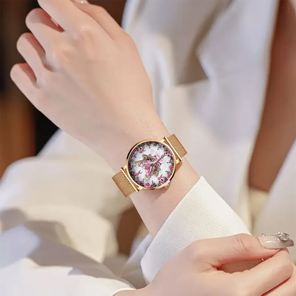 Glaube, Hoffnung, Liebe – Personalisierte Damen-Handuhr zur Sensibilisierung für Brustkrebs 