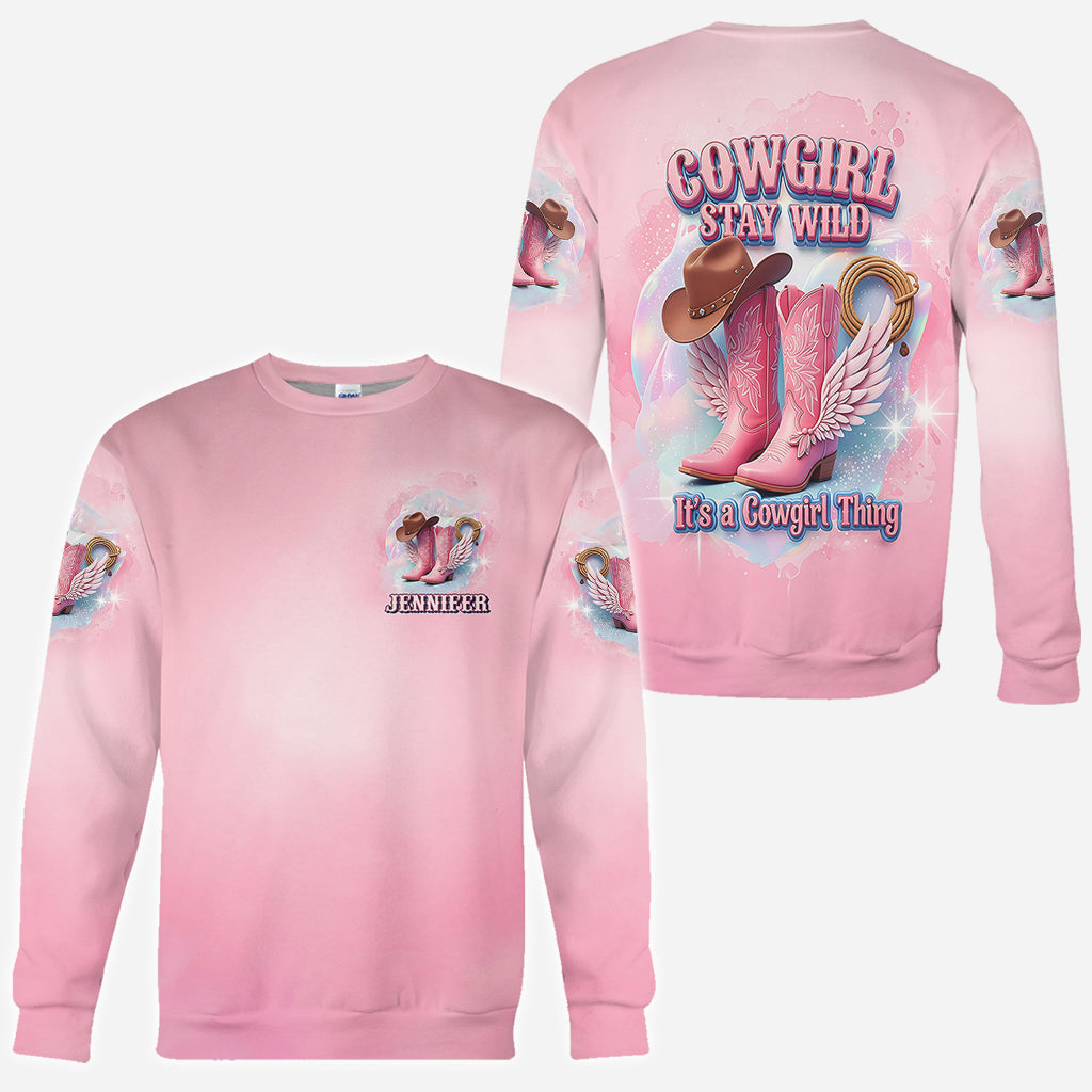 Cowgirl Stay Wild - Personalisiertes Cowgirl-Shirt