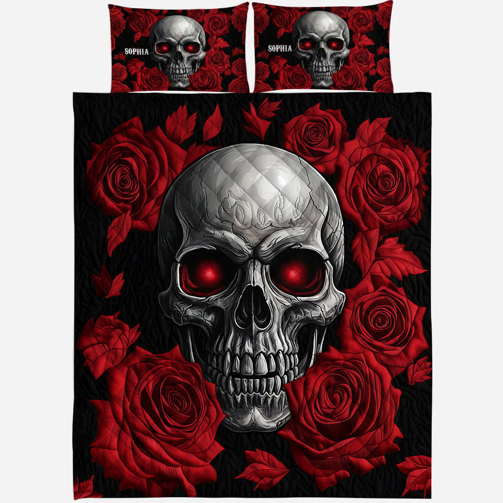 Totenkopf und Rosen – Personalisierte Totenkopf-Bettwäschegarnitur