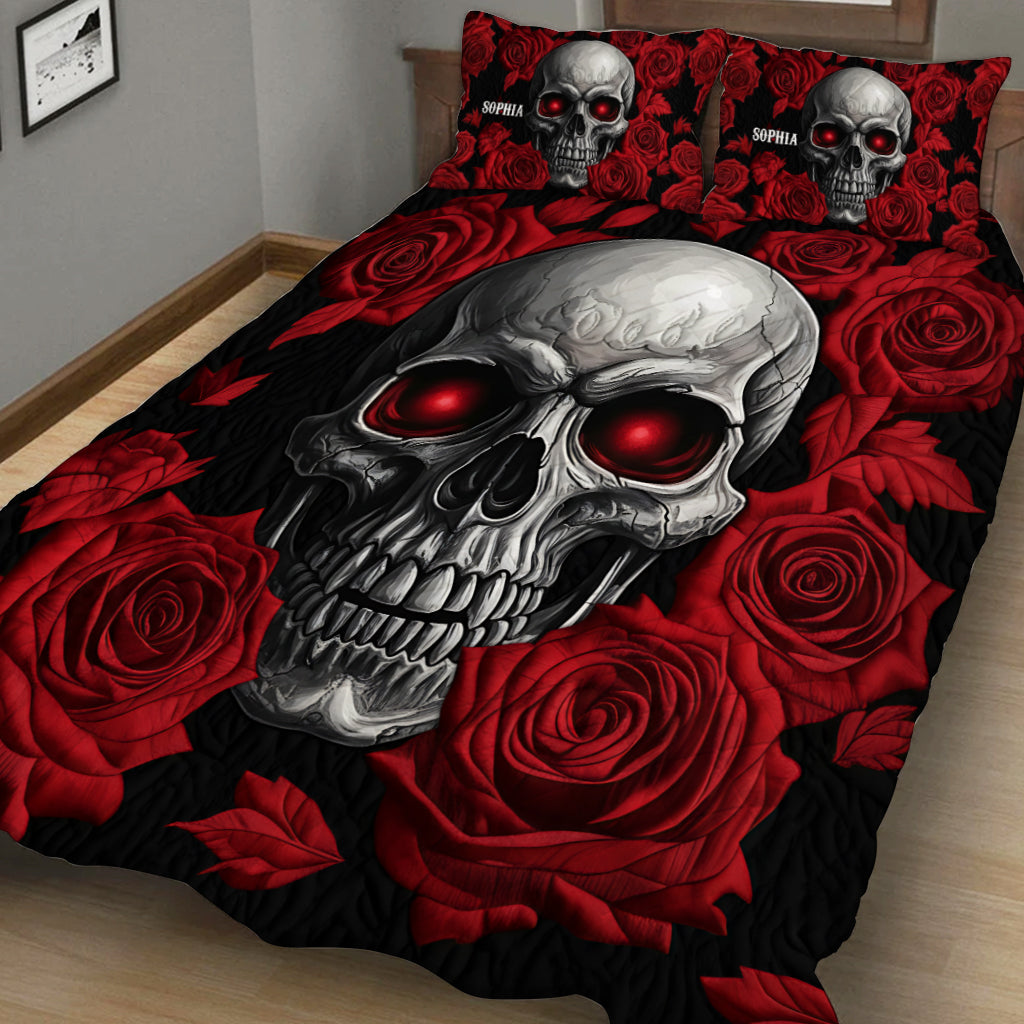 Totenkopf und Rosen – Personalisierte Totenkopf-Bettwäschegarnitur