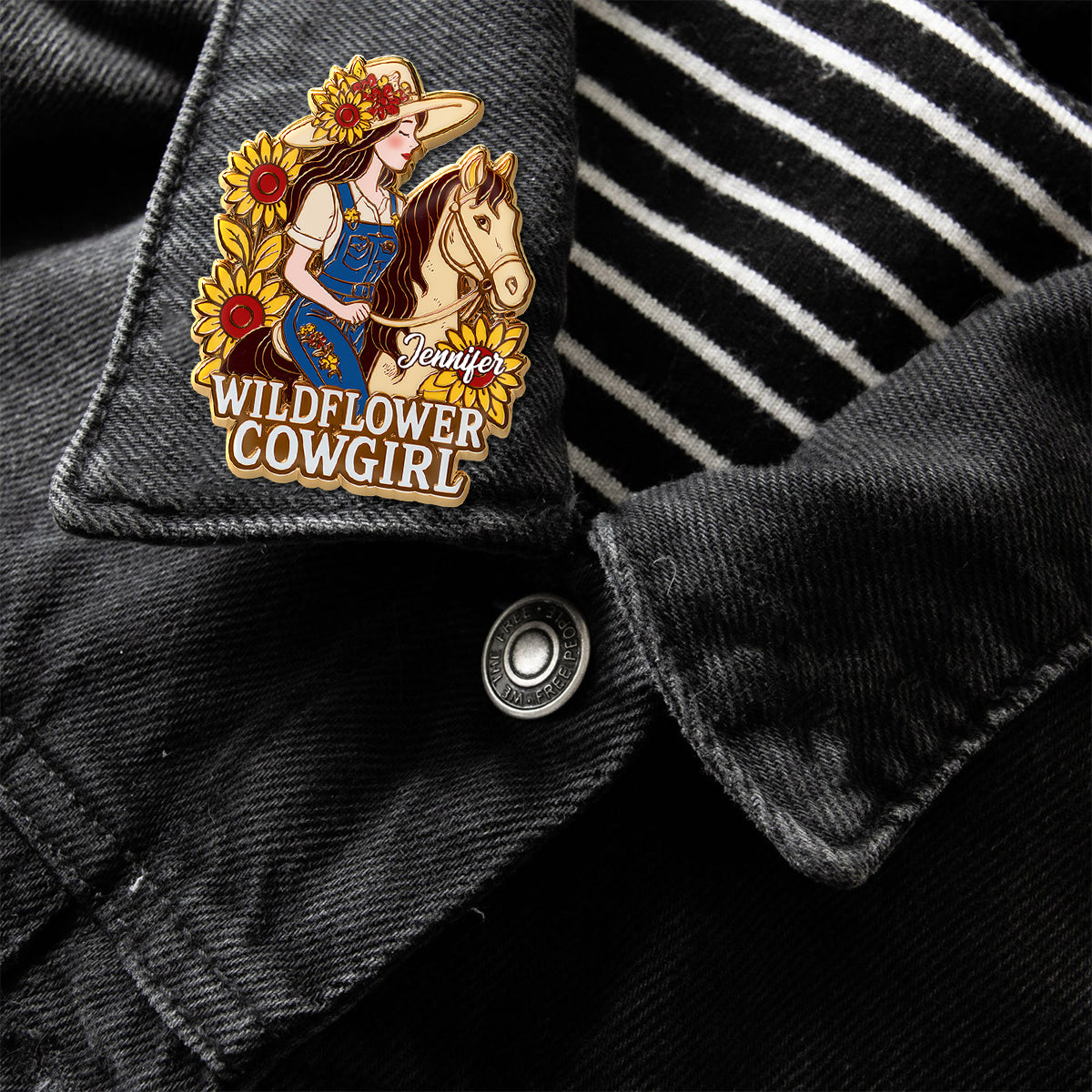 Cowgirl Wildflower – Personalisierte Cowgirl-Anstecknadel