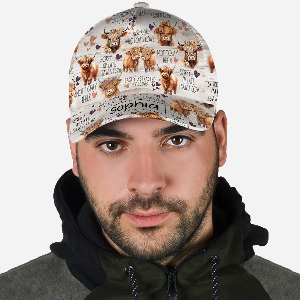 Einfach ein Mädchen, das Hochlandrinder liebt – personalisierte klassische Hochlandrinderkappe
