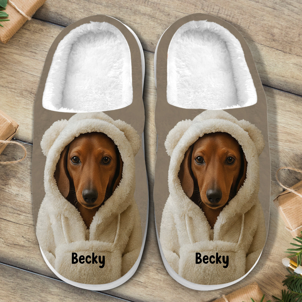 Hund im Winter-Hoodie – personalisierte Hundepantoffeln