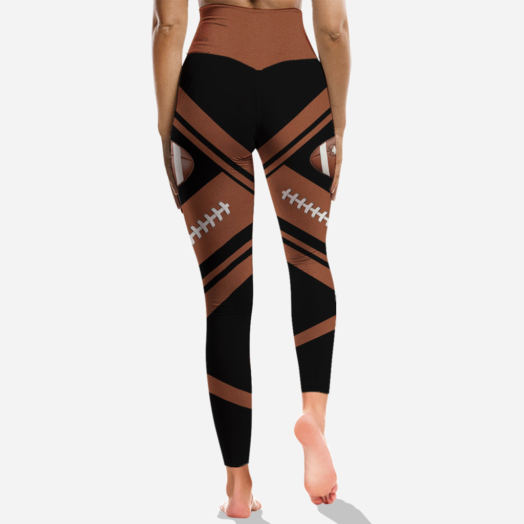 Für Fußball-Mama, Freundin, Ehefrau – Personalisierter Fußball-Hoodie und Leggings für den Spieltag