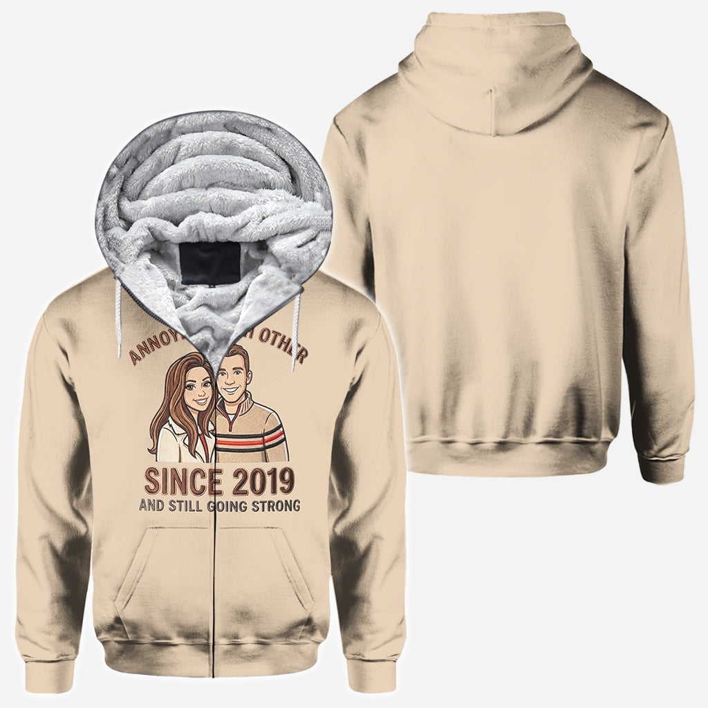 Geschenk für Paare – Personalisiertes T-Shirt mit Partneraufdruck