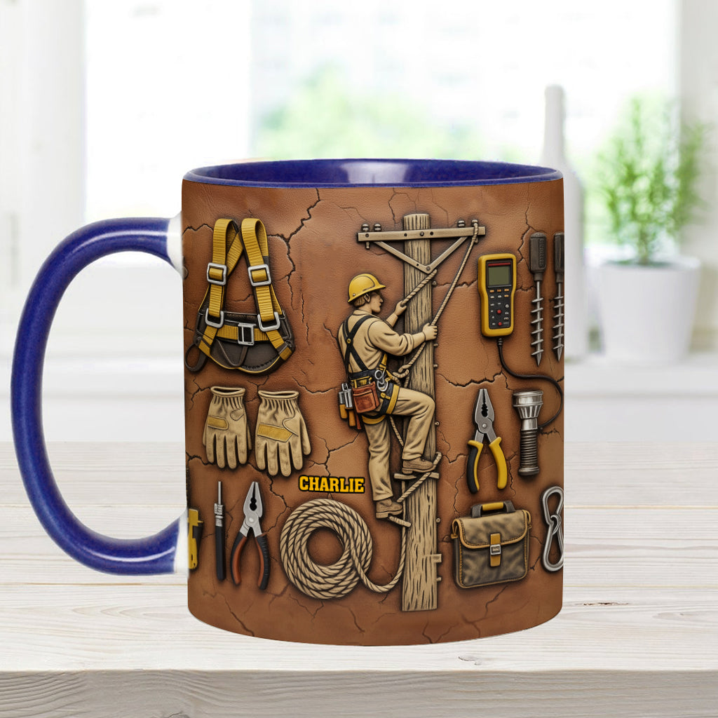 Stärke der Leitung - Personalisierte Tasse mit Lineman-Akzent
