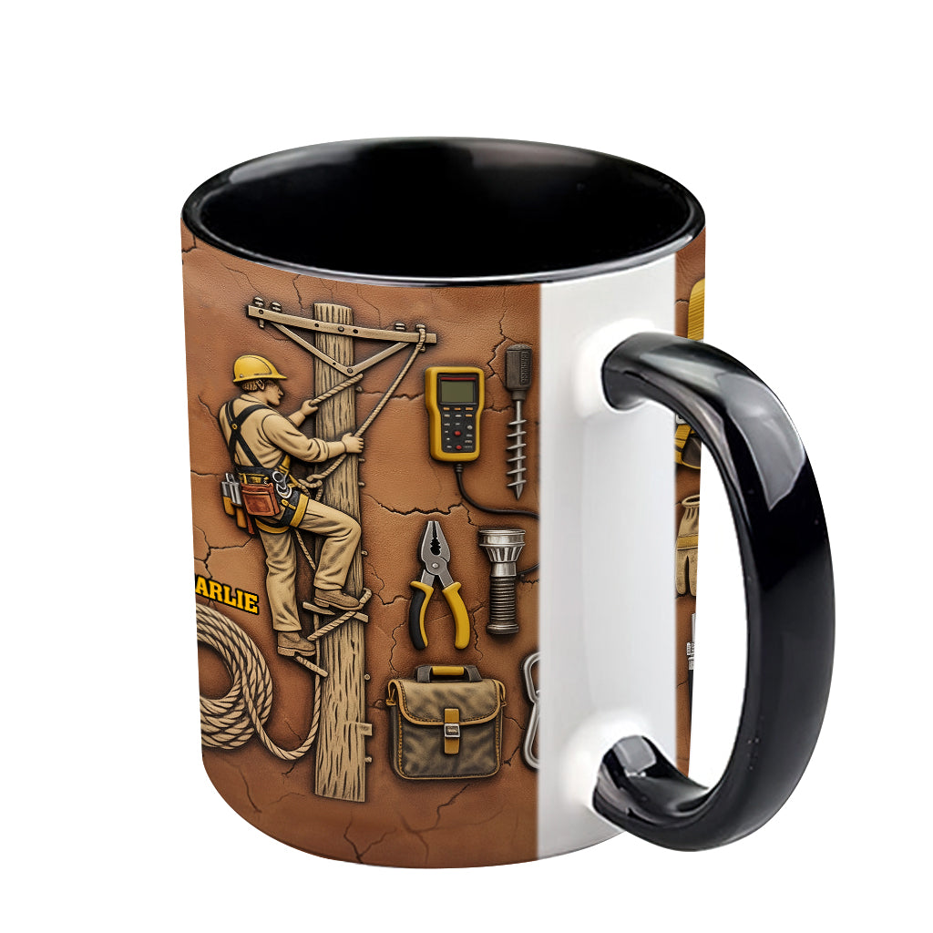 Stärke der Leitung - Personalisierte Tasse mit Lineman-Akzent