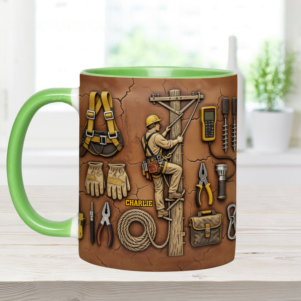 Stärke der Leitung - Personalisierte Tasse mit Lineman-Akzent
