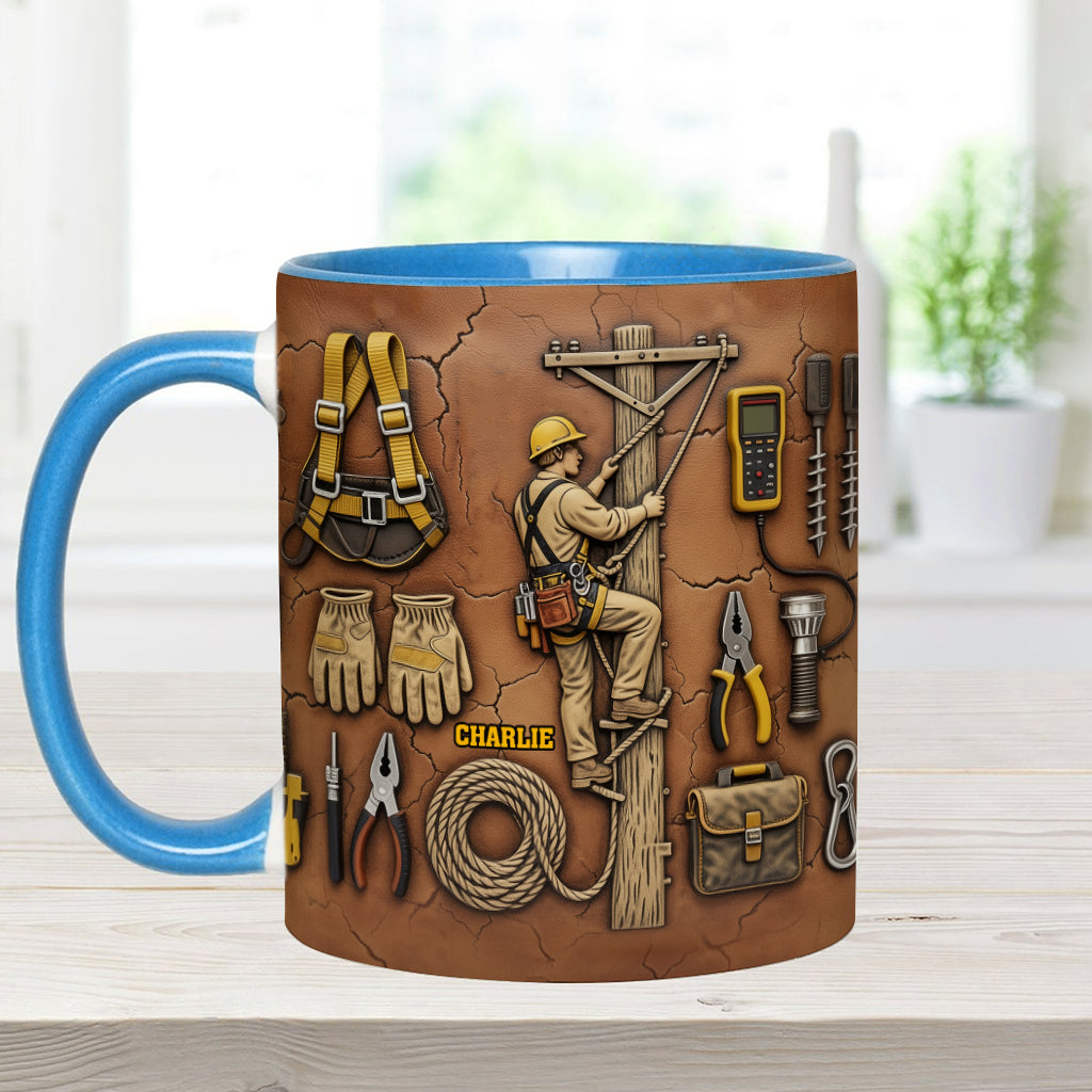 Stärke der Leitung - Personalisierte Tasse mit Lineman-Akzent