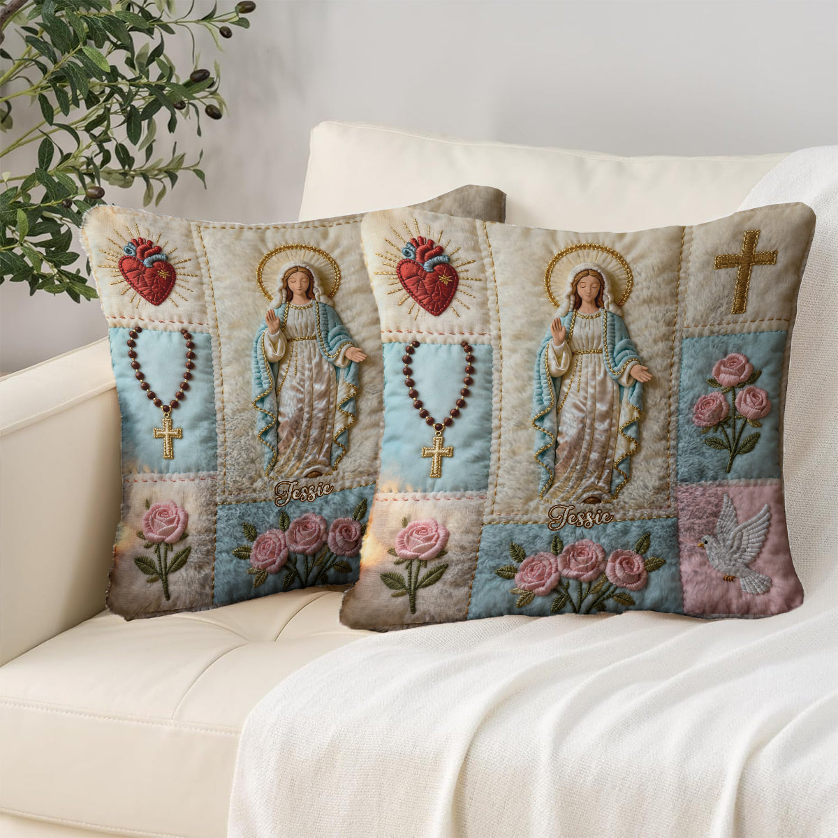 Notre-Dame - Coussin carré chrétien personnalisé en fausse fourrure