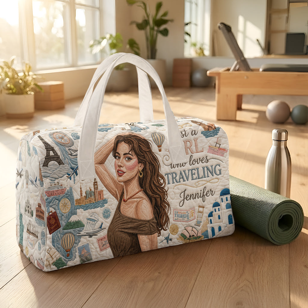 Une Fille Qui Aime Voyager - Sac de Voyage Personnalisé Matelassé