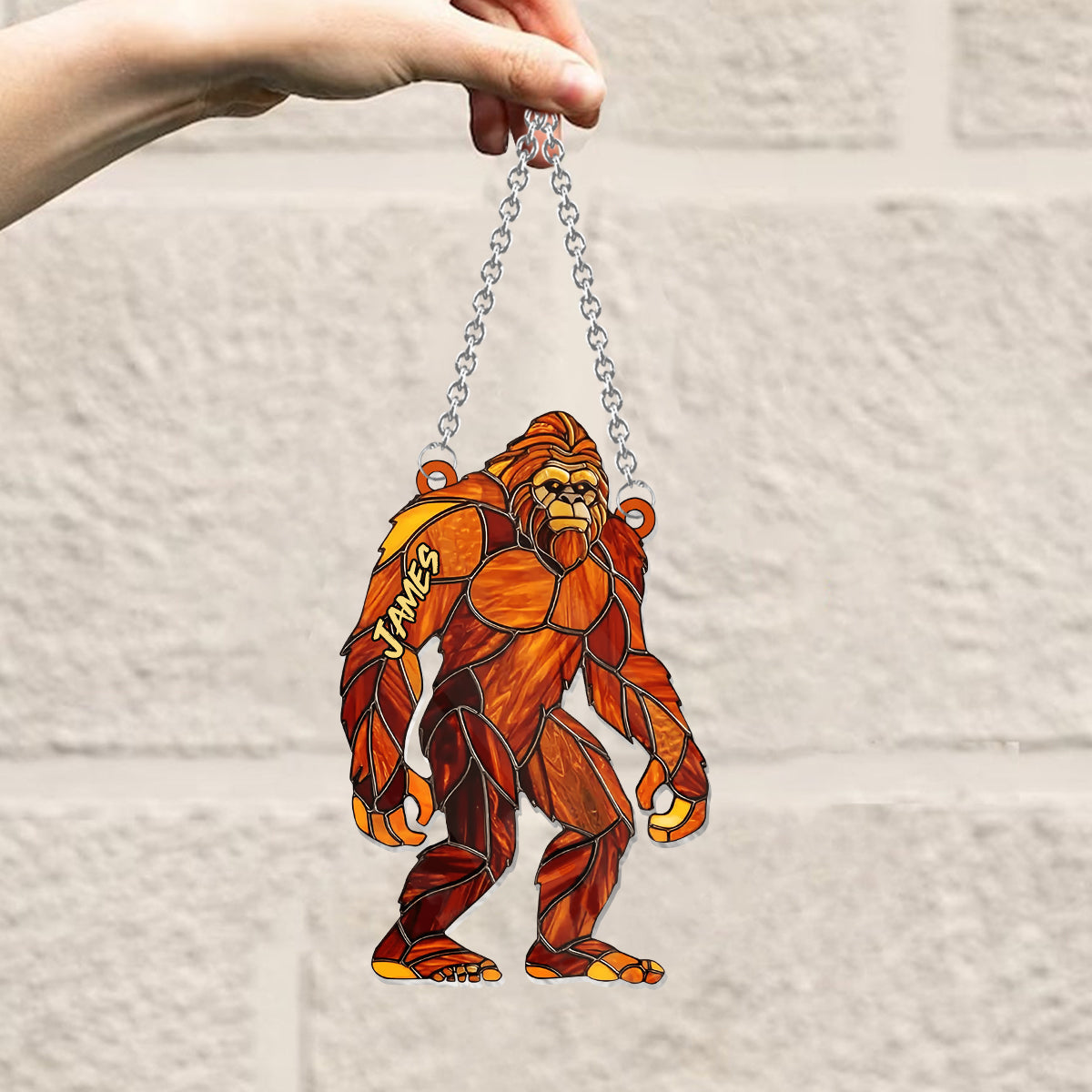 Sasquatch – Personalisierter Camping-Fensterhänger-Sonnenfänger 
