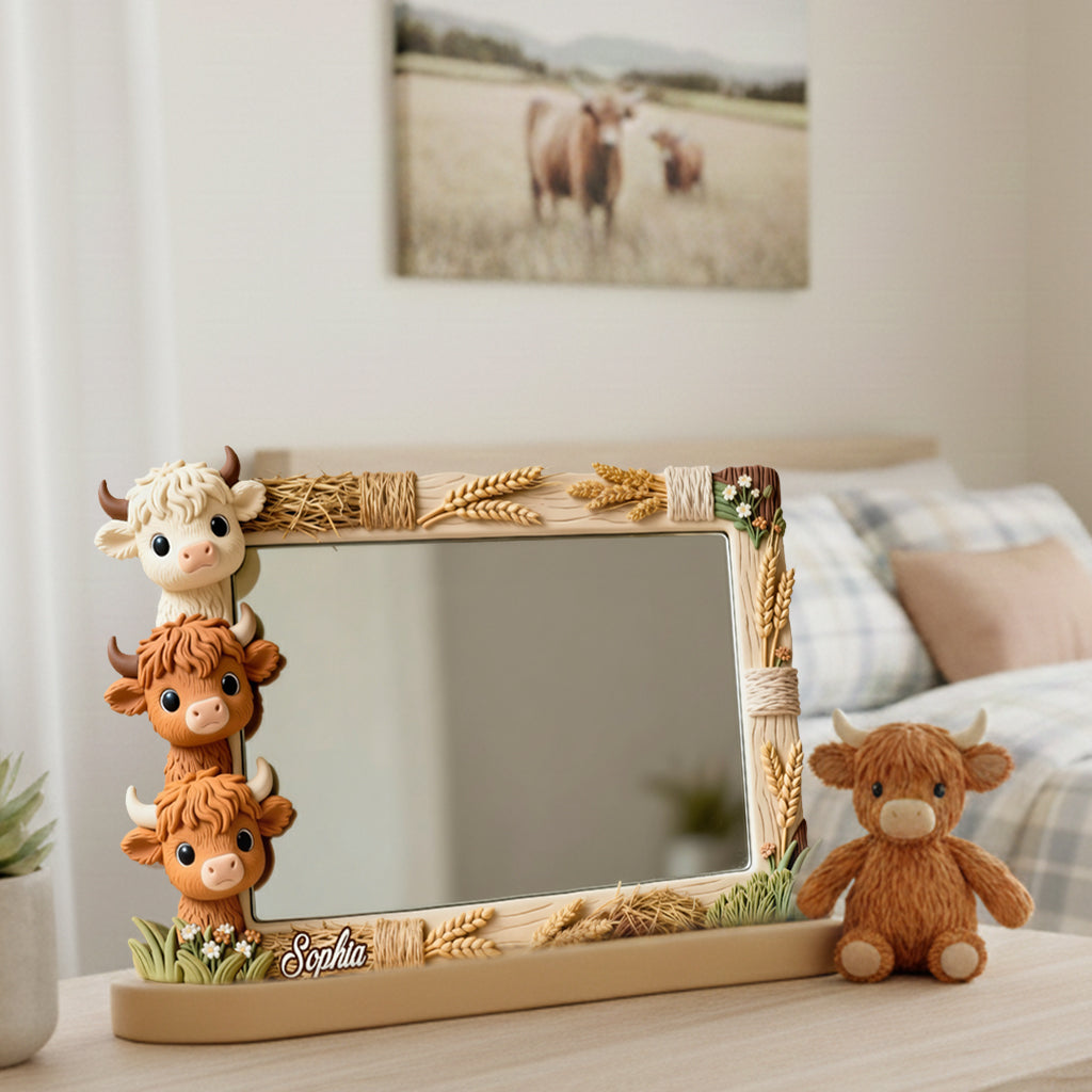 Adorables vaches des Highlands qui jettent un coup d'œil - Miroir de bureau personnalisé avec vaches des Highlands