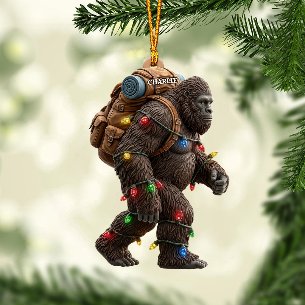 Esprit des fêtes Sasquatch - Ornement de randonnée personnalisé