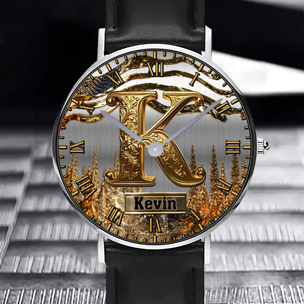Montre-bracelet de luxe personnalisée avec initiales du prénom