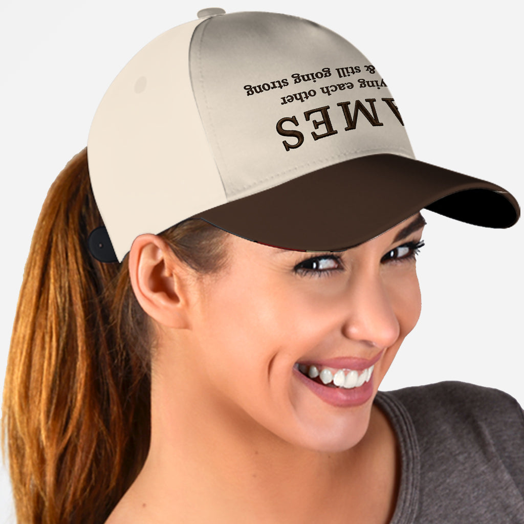 Seit wir uns ärgern & immer noch stark - Personalisierte Paar Classic Cap