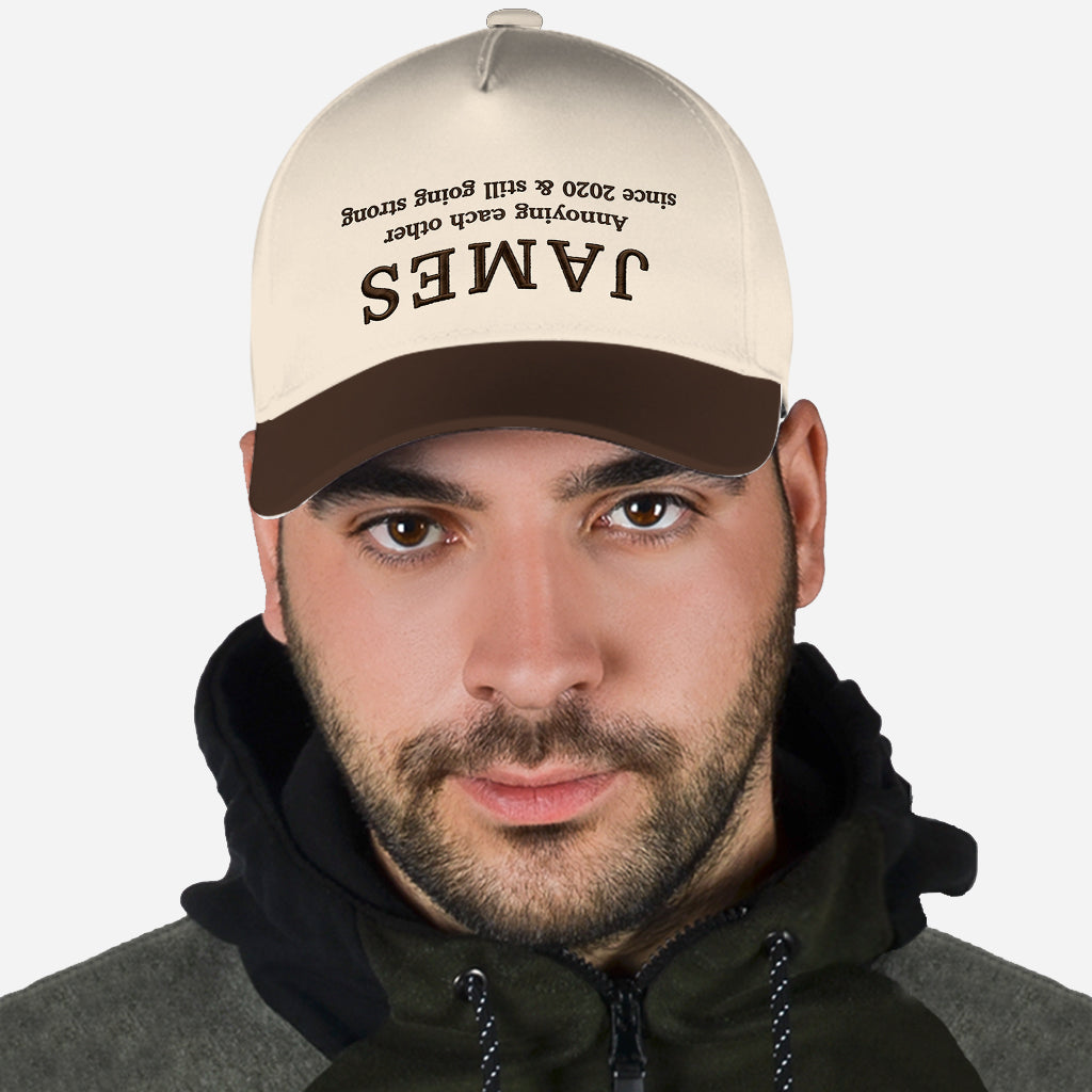 Seit wir uns ärgern & immer noch stark - Personalisierte Paar Classic Cap