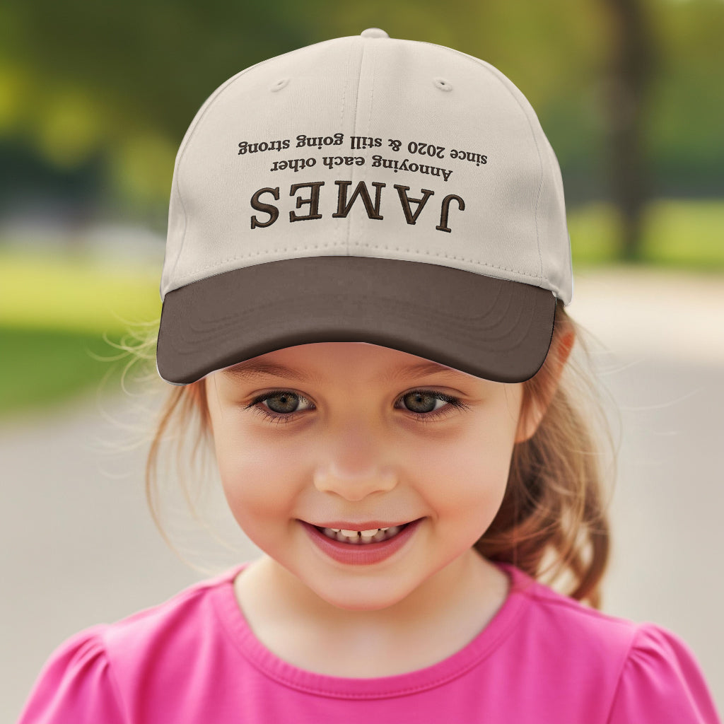 Seit wir uns ärgern & immer noch stark - Personalisierte Paar Classic Cap